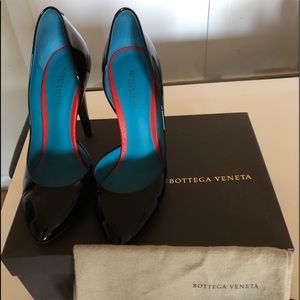 Bottega Veneta black patent leather high heels 6.5